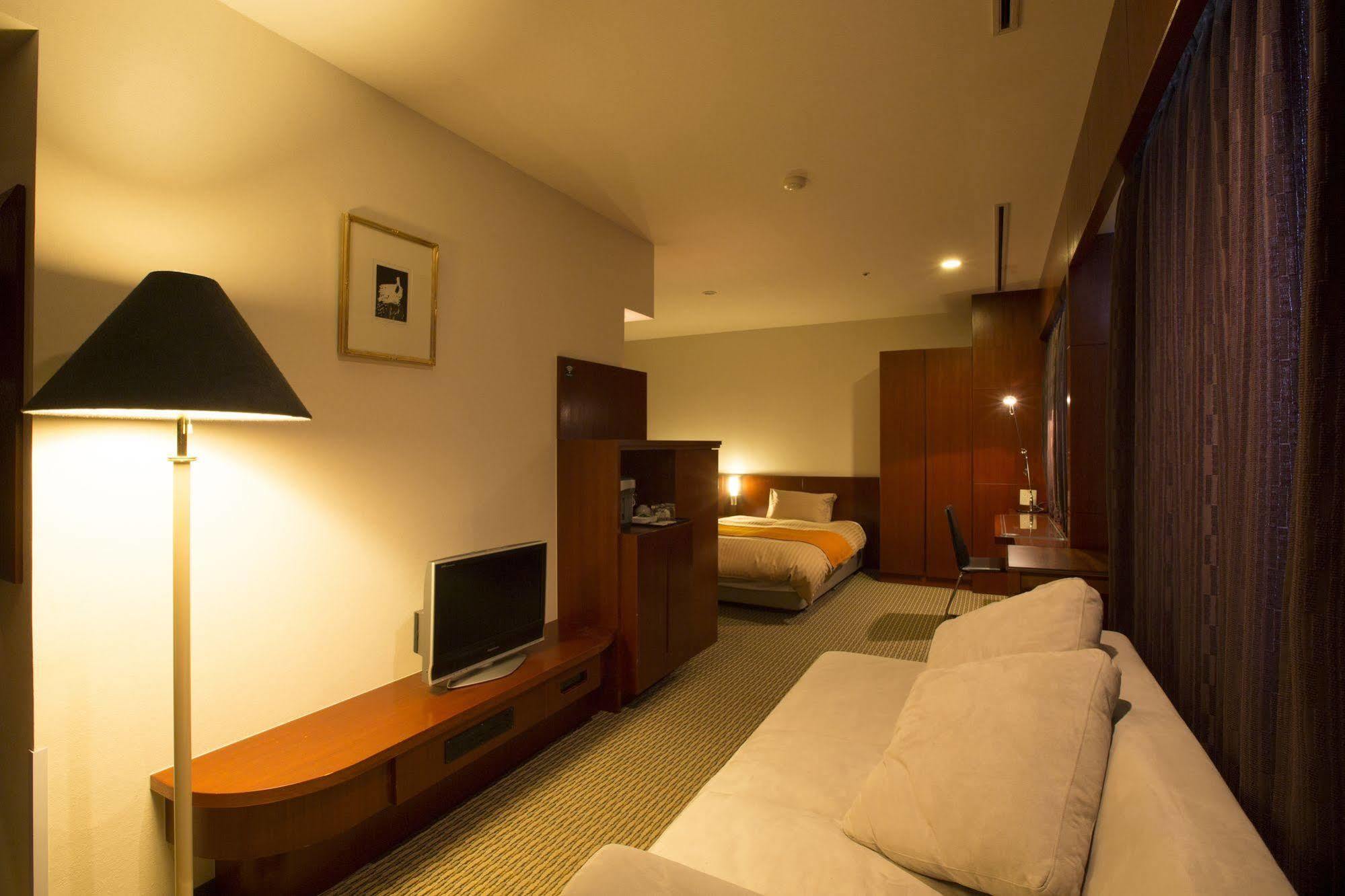 Hotel Granmirage Uozu Dış mekan fotoğraf