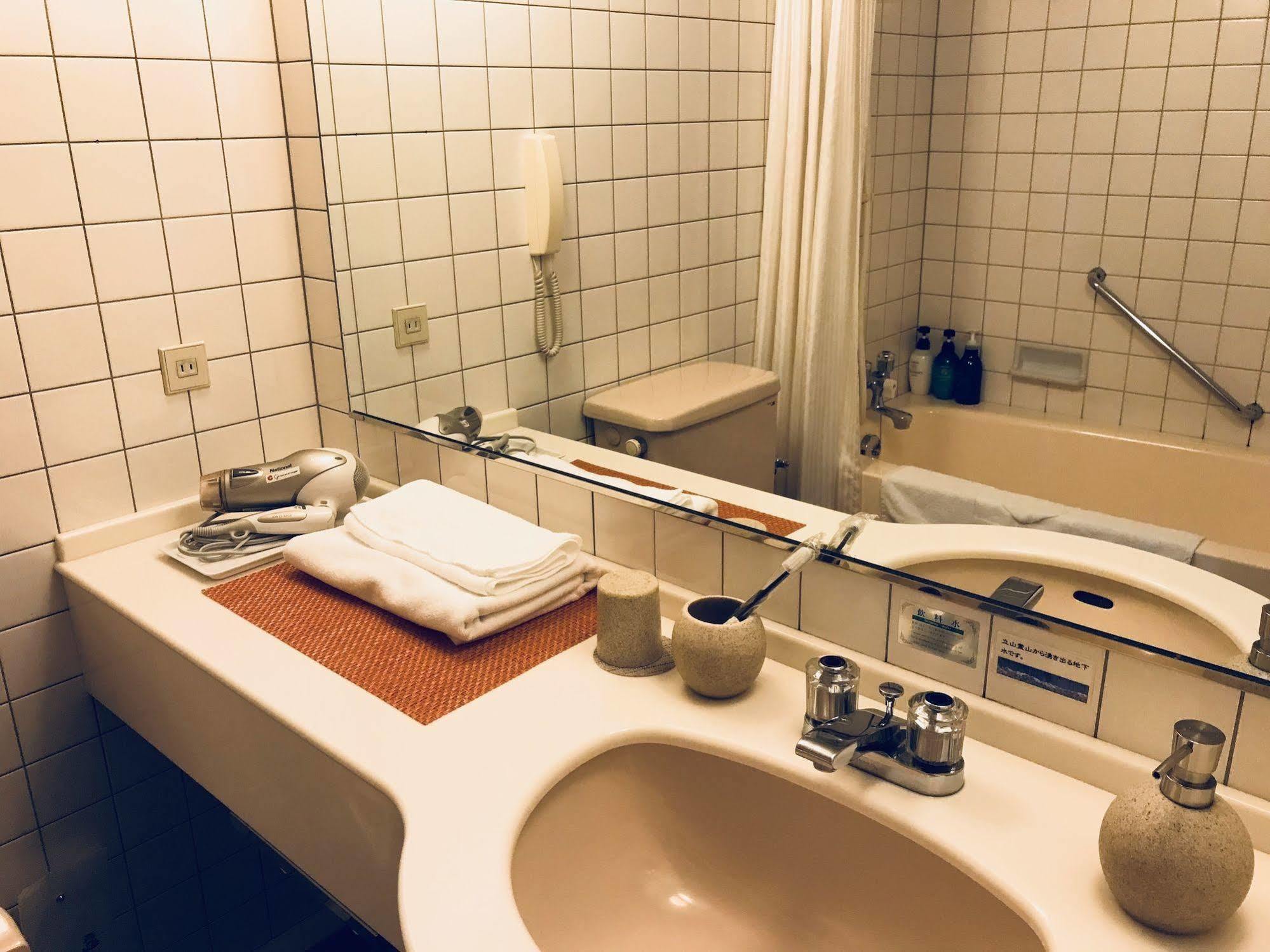 Hotel Granmirage Uozu Dış mekan fotoğraf